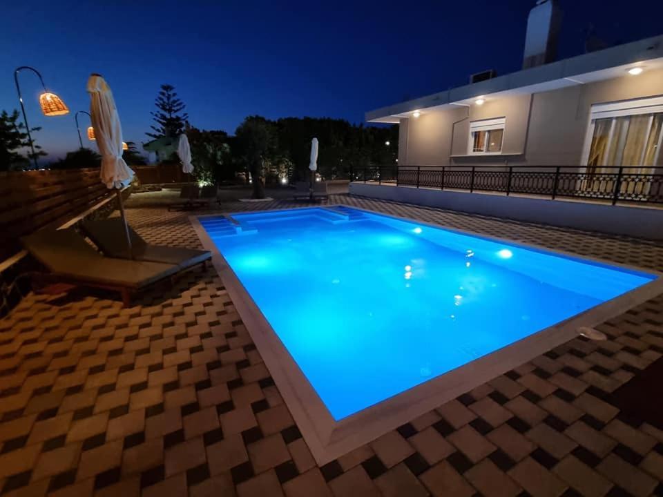 Villa Venetia Koskinou  エクステリア 写真